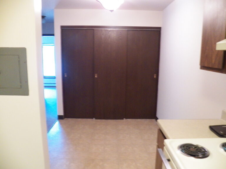 Willowood ReillyJoseph offers low apartments in Southeastern, Wisconsin.