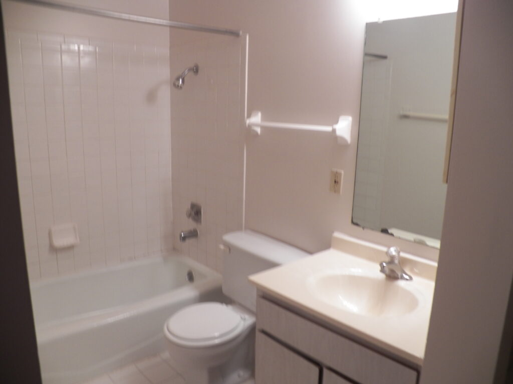 Willowood ReillyJoseph offers low apartments in Southeastern, Wisconsin.